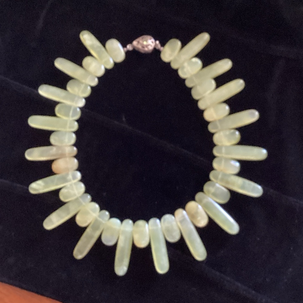 Elegant Jadeite necklace.